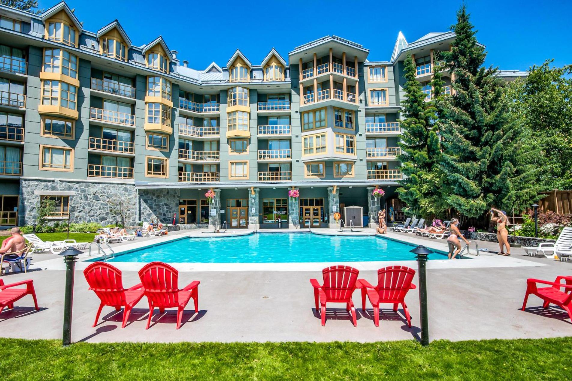 Cascade Lodge Whistler Bagian luar foto