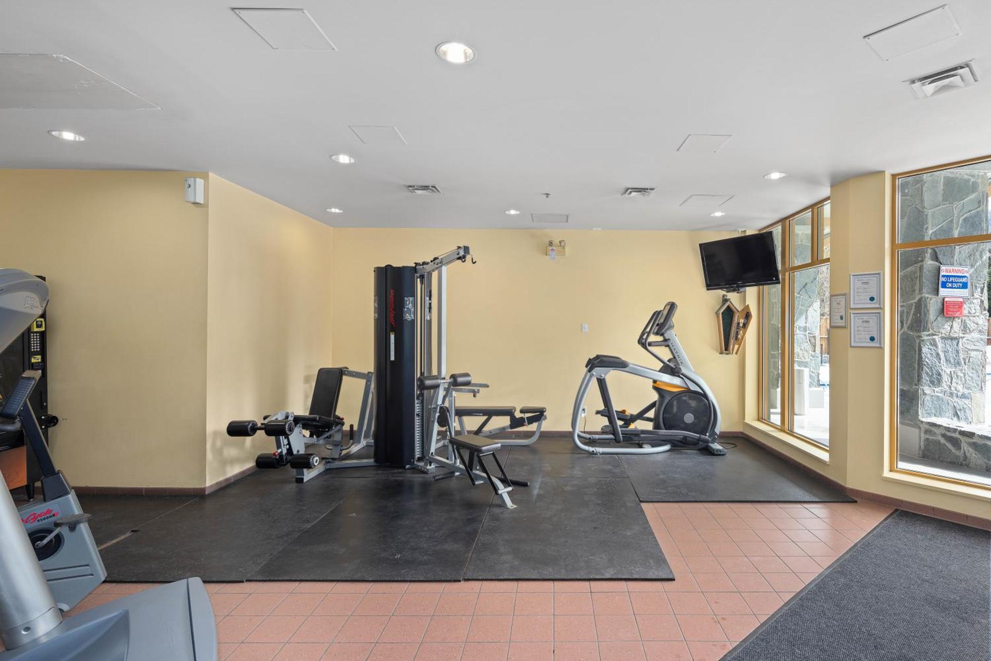 Cascade Lodge Whistler Bagian luar foto