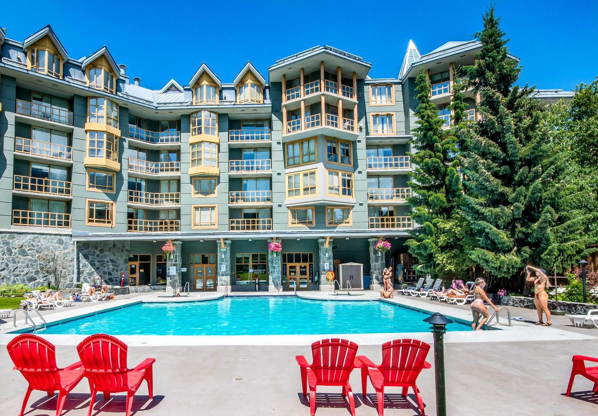 Cascade Lodge Whistler Bagian luar foto