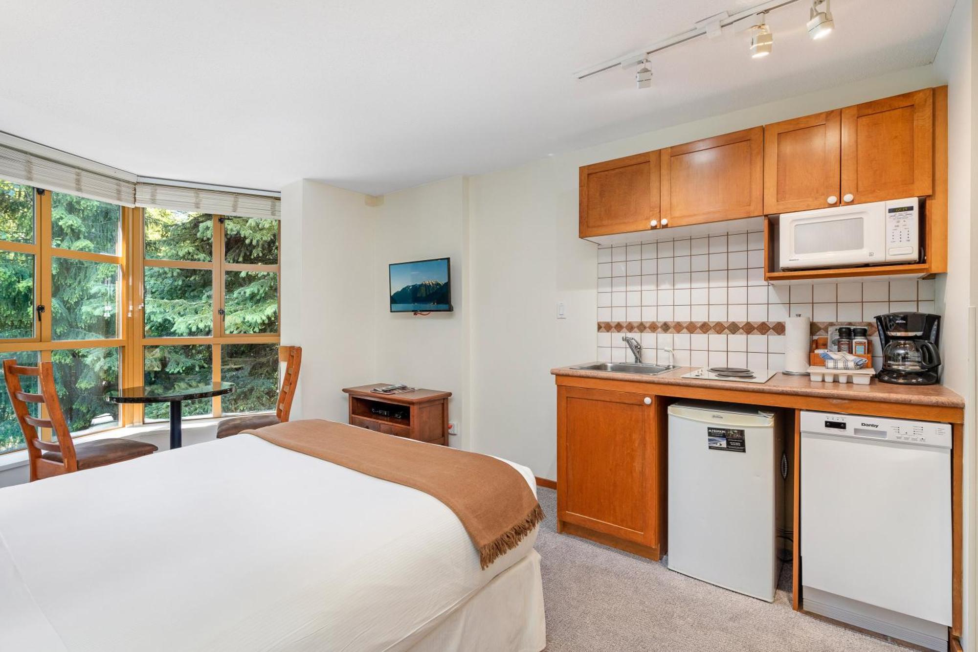 Cascade Lodge Whistler Bagian luar foto