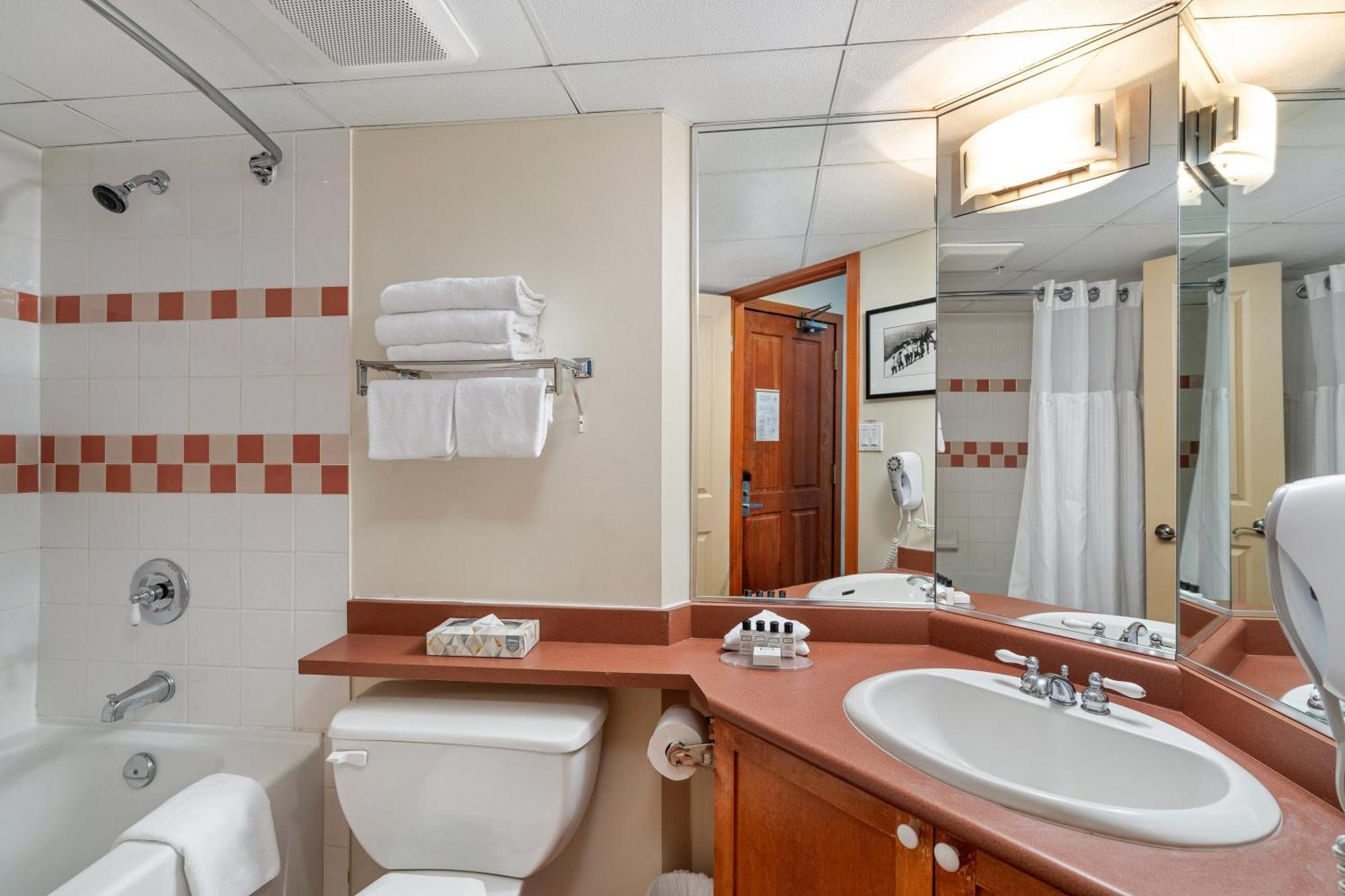 Cascade Lodge Whistler Bagian luar foto