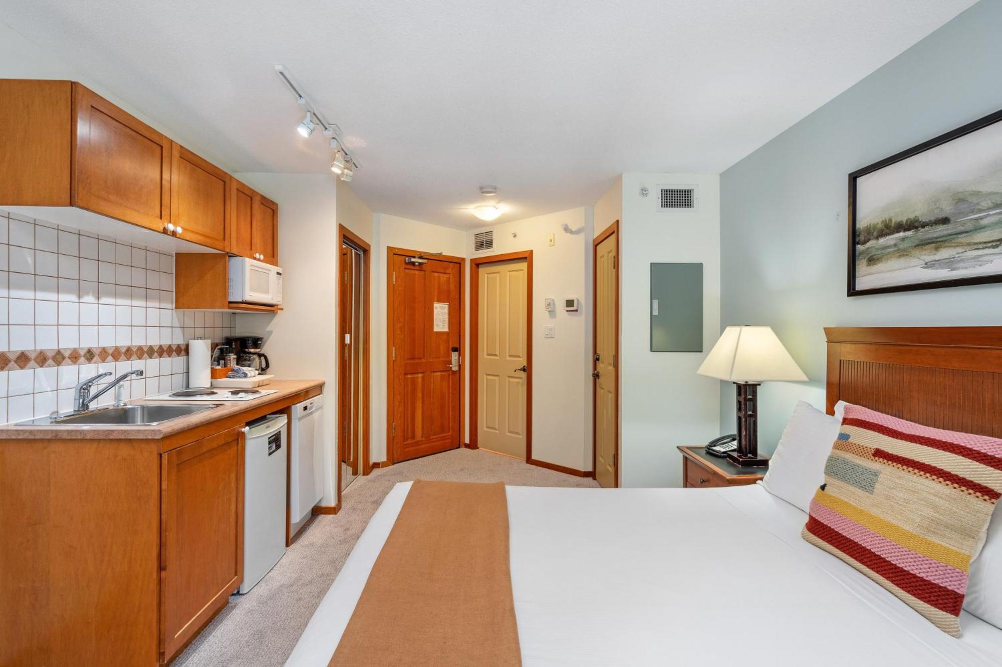 Cascade Lodge Whistler Bagian luar foto